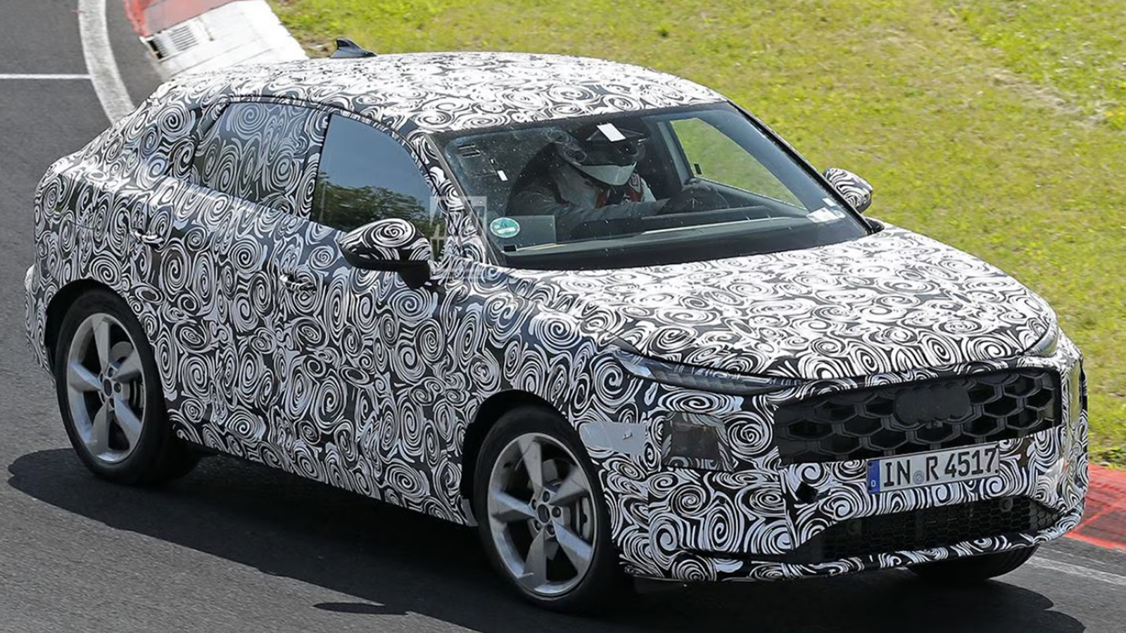 Στο Ring με καμουφλάζ το νέο Audi Q3 Sportback